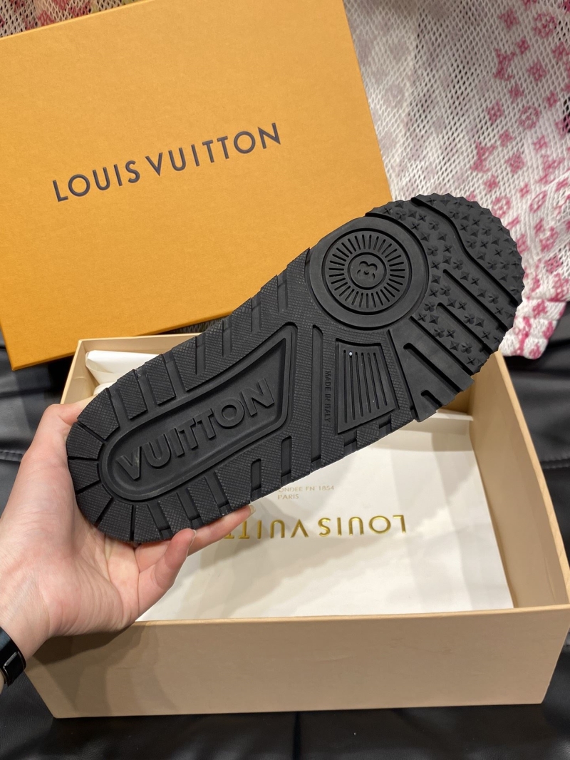 Louis Vuitton Sneakers